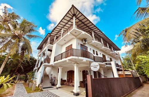 Pelena Hotel | Riverwood villa