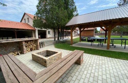 Abadszalok Casa | Riviéra Apartmanok