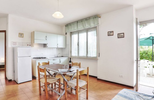 Marina di Cecina Apartamento | Riviera 3 by Interhome