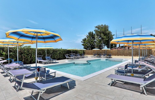 Marina di Cecina Apartamento | Riviera 3 by Interhome