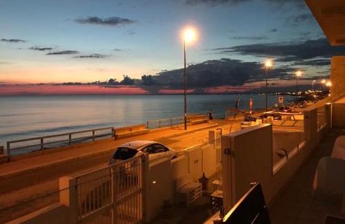 Scoglitti Casa | Riviera lanterna