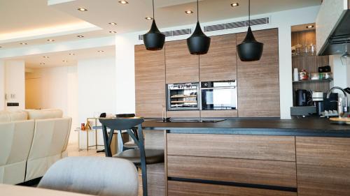 Vallauris Apartamento | Riviera Paradise Sea View Pool Beachfront