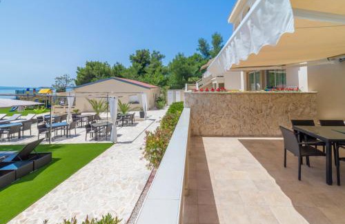 Vir Apartamento | Riviera Resort Vir