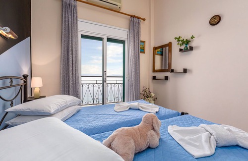 Benitses Hotel | Riviera Seaside Hotel by Estia