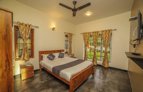 Ooty Hotel | RK Homestay