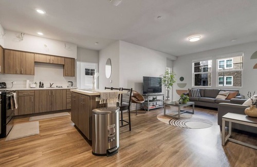 Chico Apartamento | Rm&Bathrm + Game Room, Pool, BBQ,&Fire Pit