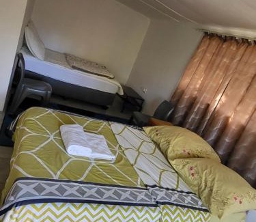 Zeerust Casa | RMK Guest house Zeerust