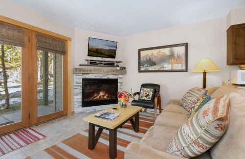 Moose Wilson Road Apartamento | RMR: Spruces 6 Condo in The AspensWilsonWY
