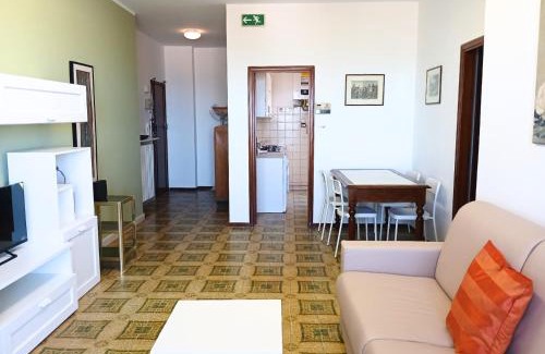 Torre Pedrera Apartamento | RN003 - Torre Pedrera, esclusivo trilocale fronte mare con balcone
