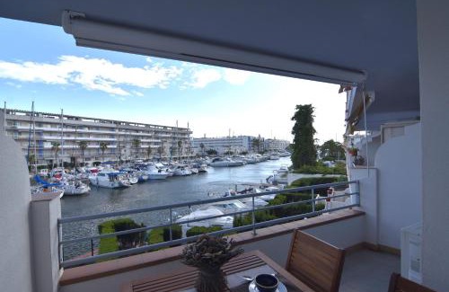 Santa Margarida Apartamento | RNET - 1-6 Puerto Madeira Canal View