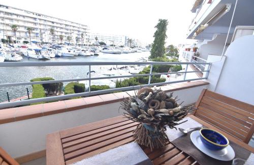 Santa Margarida Apartamento | RNET - 1-6 Puerto Madeira Canal View