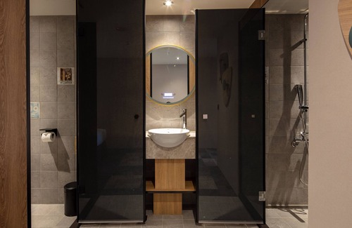 Zhongzheng Casa | Roaders Plus Hotel Theme