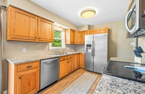 Columbus Casa | Roadmap Lodging: Bar & Chill, Centrally Located, Fenced Backyard