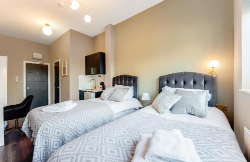 Seven Sisters Apartamento | Roam & Recharge Your Perfect and Stylish City Studio