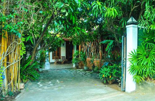 Udawalawa Casa | Roam Wings Safari Hotel