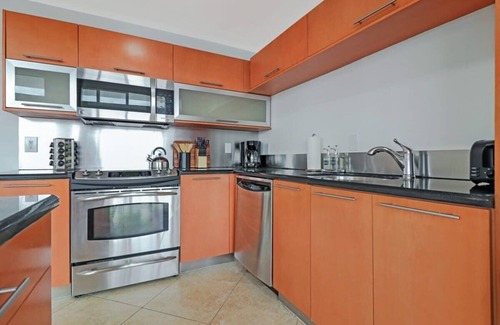 Sunny Isles Beach Casa | Roami at Sunny Isles | Rooftop Pool | 3 Bedroom