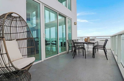 North Bay Village Casa | Roami at The Current | Miami |Waterfront 3BD