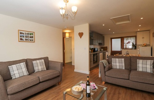 Hook Cabaña | Roan Cottage, BASSETT REAL DE WOOTTON