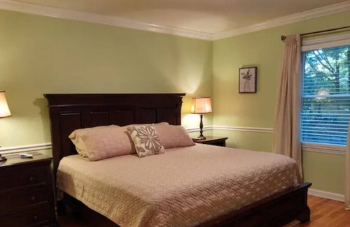 Bakersville Casa | Roan Mountain Creek Side Hideaway