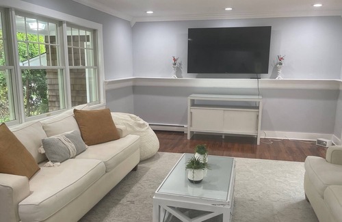 Riverhead Casa | Roanoke Ranch Home: 3BR, Private Pool, Hot Tub, North Fork