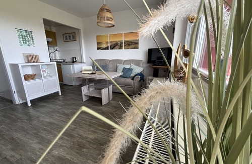 Horum Apartamento | Robbe mit Blick zum Meer und Wlan für 2 Personen
