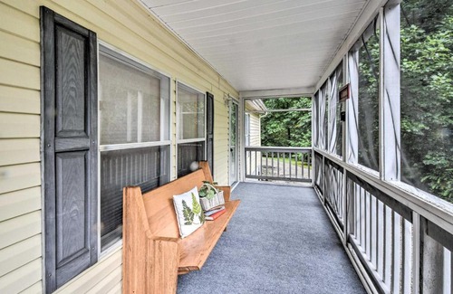 Robbinsville Casa | Robbinsville Home, Close to Boating and Marina!