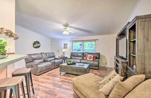 Robbinsville Casa | Robbinsville Home, Close to Boating and Marina!