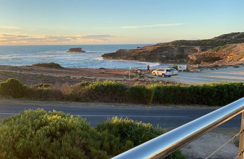 Waterhouse Casa | Robe Resort - 22 Adam Lindsay Gordon Drive