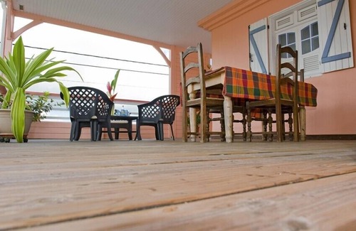 Le Robert Apartamento | ROBERT KREOLES STUDIOS