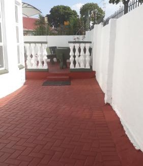 Robertsham Casa | Robertsham (Halaal) Self Catering Cottages 2