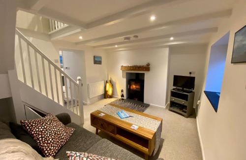 Perranporth Casa | Robin Cottage One Bedroom Cottage near Perranporth beach with Parking & Wifi - Robin Cottage