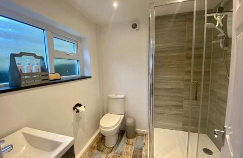 Perranporth Casa | Robin Cottage One Bedroom Cottage near Perranporth beach with Parking & Wifi - Robin Cottage