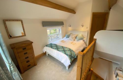 Whatstandwell Casa | Robin Hood Tower