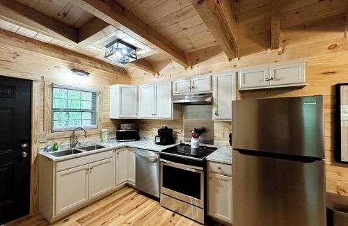 Fort Payne Cabina | ROBIN'S NEST - With Hot Tub - Relaxation awaits in the mountains!