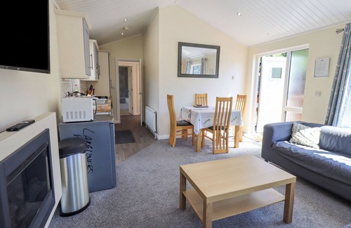 Troutbeck Cabaña | ROBIN VIEW LODGE, pet friendly, with hot tub in Windermere