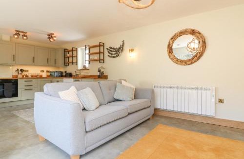 Hele Casa | Robins Downs