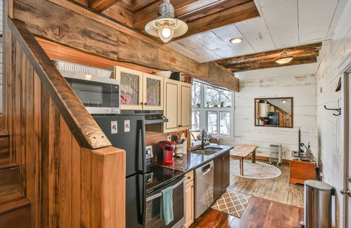 Leesburg Casa | Robins Nest Cottage - Quick Drive to Downtown Leesburg