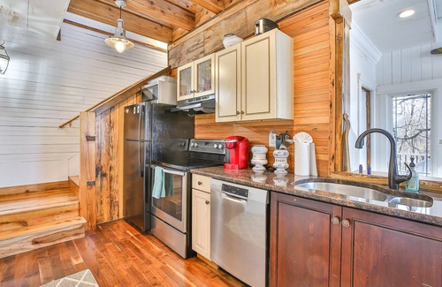 Leesburg Casa | Robins Nest Cottage - Quick Drive to Downtown Leesburg