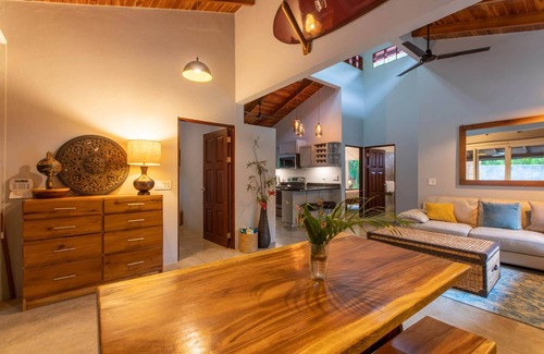 Nosara Casa | Robins Nest, Walk to Surfing Beach