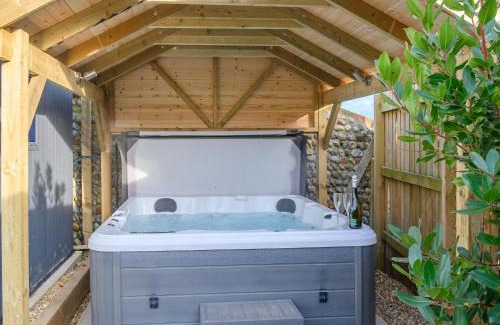 Bacton Casa | Robins Rest