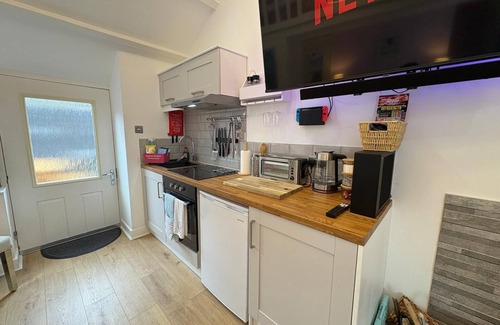 Brynsiencyn Cabaña | Robyn’s Retreat – Cosy Hideaway Perfect for Explor