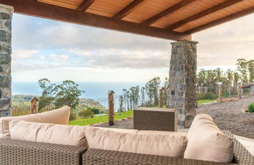 Calheta Casa | Rochão Village by Rent2U, Lda