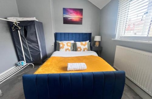 Rochester East Ward Casa | Rochester Cozy 3Bed Home with Free Parking