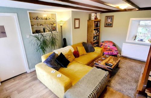 Lamlash Casa | Rock Cottage