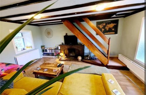 Lamlash Casa | Rock Cottage