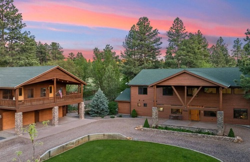 Clay Springs Cabina | Rock Creek Ranch - 5+ Acres | Hot Tub | Playground