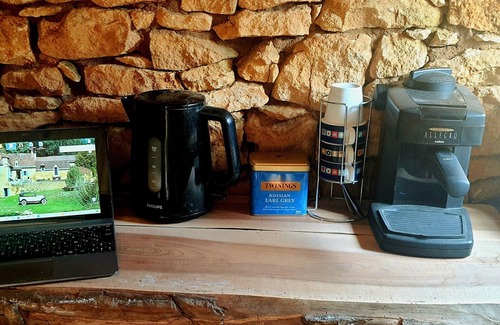 Carsac-Aillac Apartamento | Rock shelter, independent single room