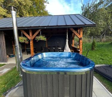 Ibanesti Cabina | Rock Valley Cabins A-frame