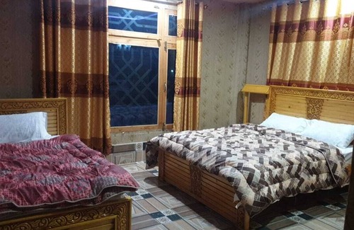Miandam Hotel | Rock Valley Place
