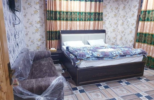 Miandam Hotel | Rock Valley Place